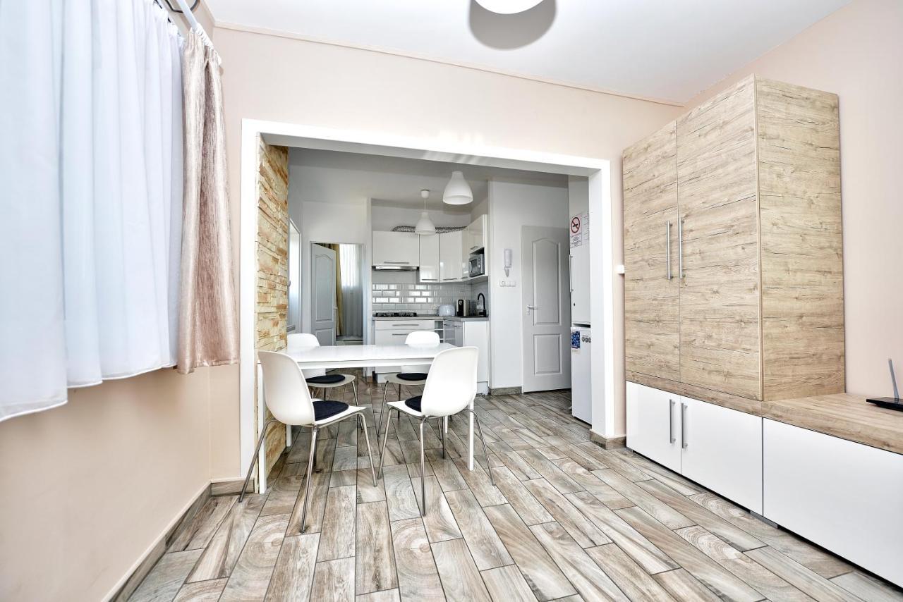 Panorama City Apartman Pecs Exterior photo