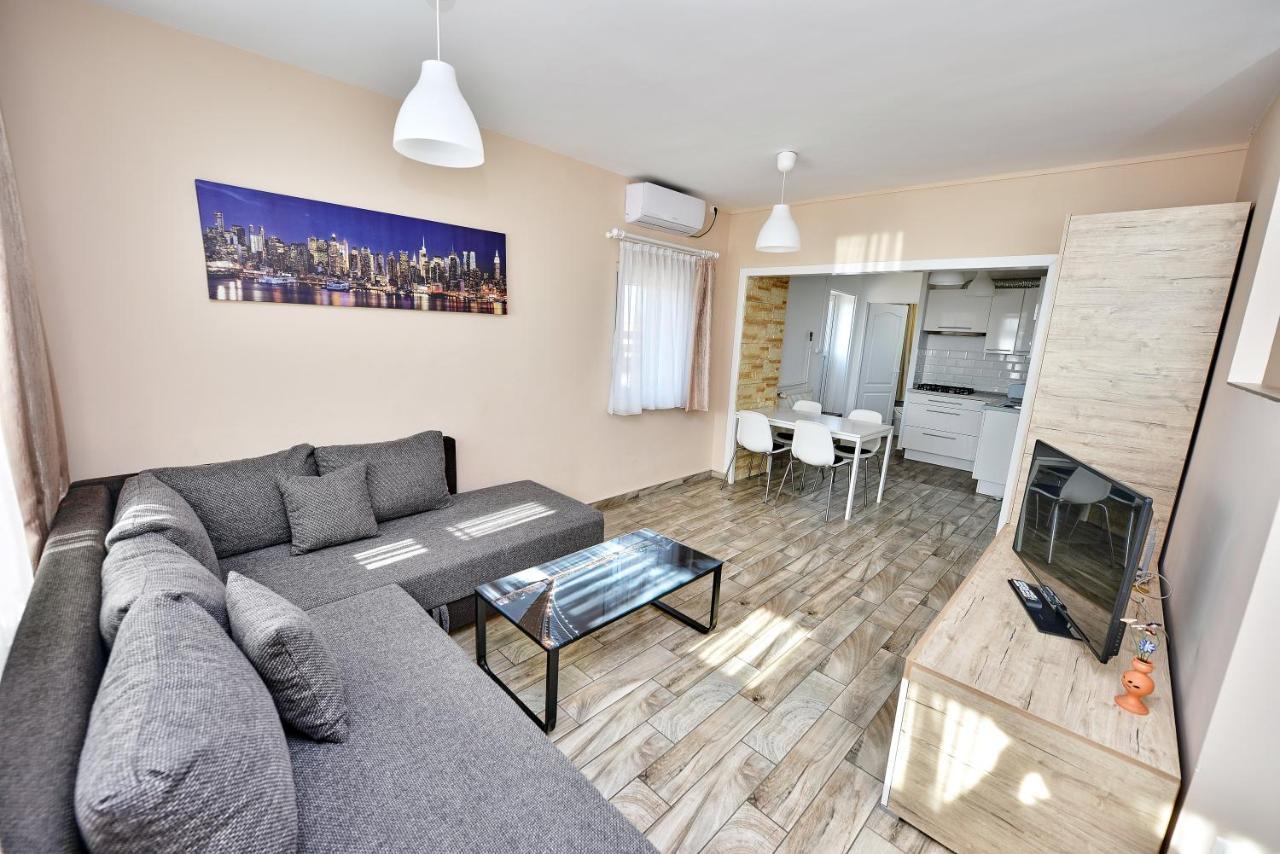 Panorama City Apartman Pecs Exterior photo